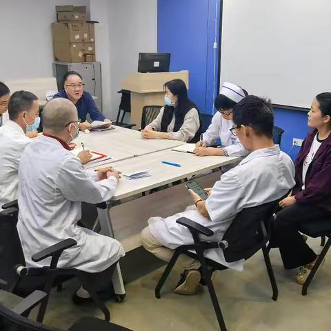 海口市人民医院神经外科医学部党支部召开支部党员大会暨主题党日活动