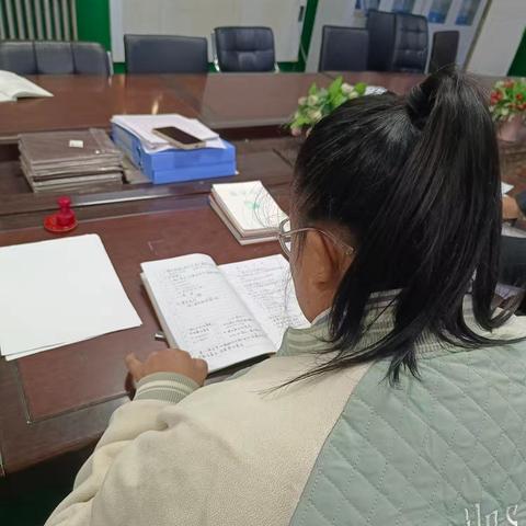 高公庄中心小学作业备课检查工作纪实