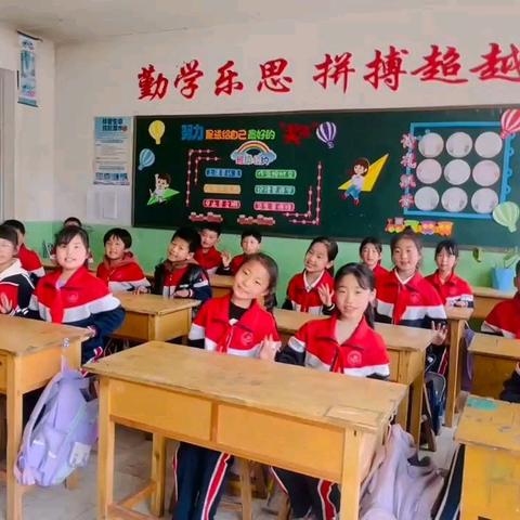 杜生镇往生堂小学清明节主题活动