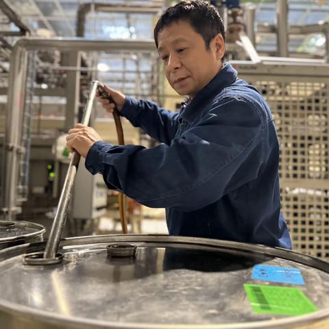 笃志深“耕”一线岗位 ——我的师傅刘志耕