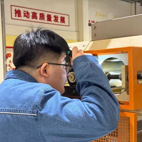 “扫雷作战”，打造和谐战区 ——记制丝生产三班战区提升工作