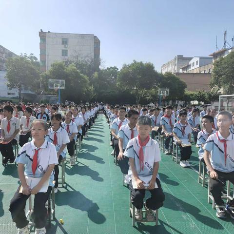 童心雅韵诗    诗海泛舟行——三门峡市第六小学举行第五届“诗与远方”古诗词大赛活动