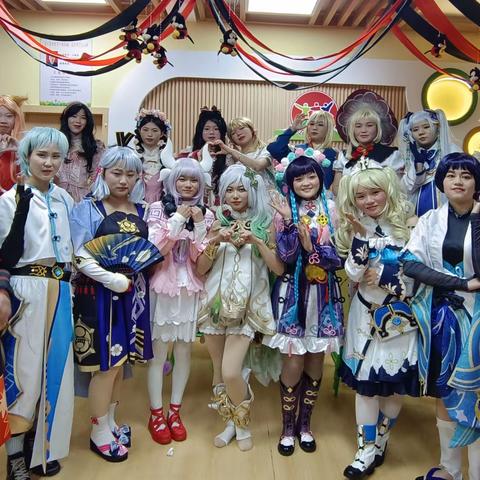 江山多娇幼儿园2024新年联欢会       酷炫 cosplay（角色扮演）大展演                        邀  请  函