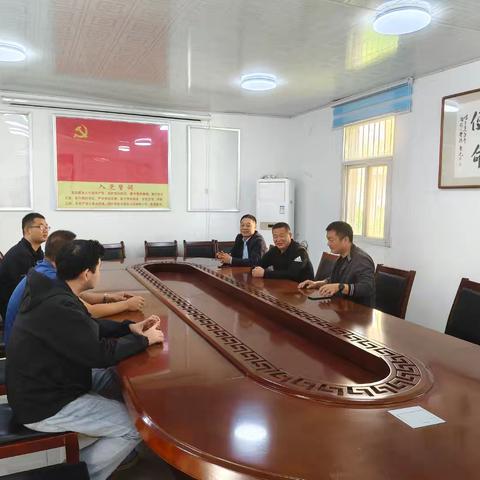 桂村乡召开返乡乡贤座谈会