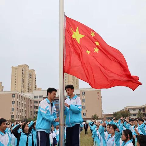 表彰促奋进，蓄势攀高峰——枣庄市第二十八中学九年级召开作业检测表彰会