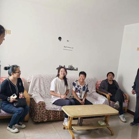 【党建+为民服务】开平街道西城社区开展“双节”送关怀  情系弱势群体走访慰问活动