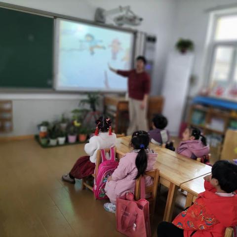 开学第一课，安全每一“刻”—苗幼中三班安全教育活动