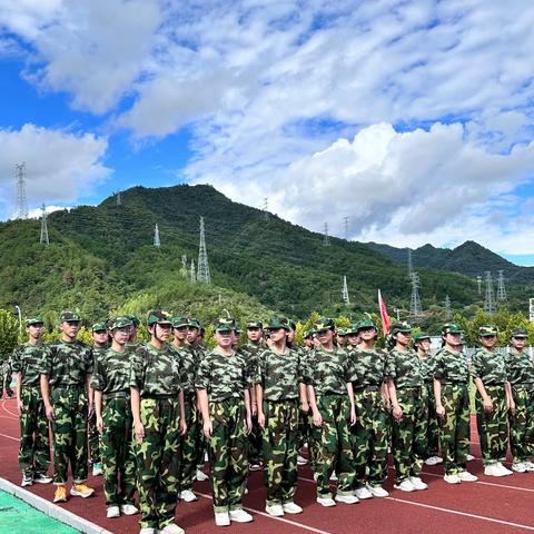 23届电子商务军训