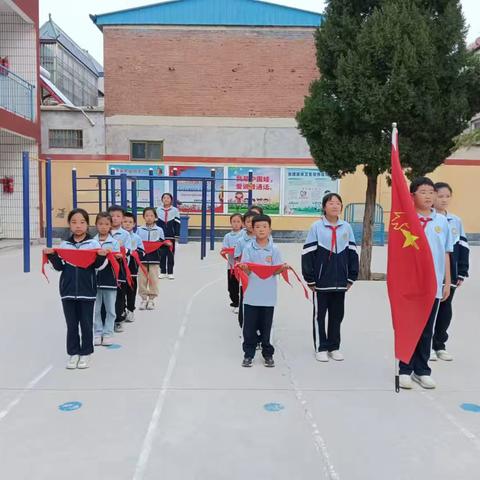 童心向党  争做新时代好少年——安阳市西于曹小学新队员入队仪式