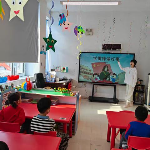呼玛县韩家园镇中心幼儿园大班开展"学习雷锋好榜样，小小雷锋在行动"活动