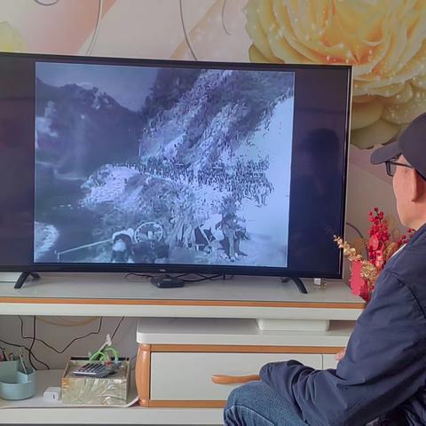 阿克达拉镇小学党支部主题党日活动纪实