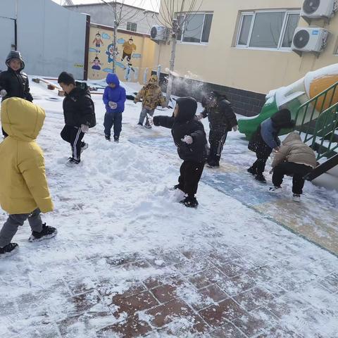 “幼”见大雪  邂逅暖冬——「任丘市吕公堡学区圈里幼儿园」