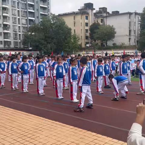 燃烧吧，小宇宙！ ——城三小学三（2）班运动会侧记