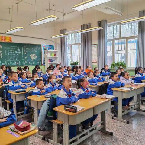 【哈密市第二小学】同课异构绽精彩 以研促教助提升