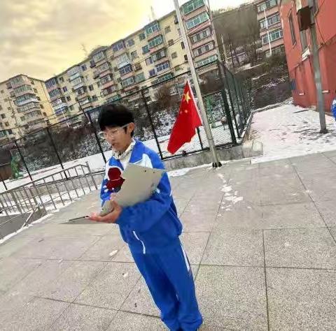 弘扬宪法精神 维护宪法权威 ——市三十六中学开展“12.4”宪法宣传周活动