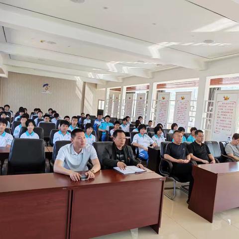 墨香满校园 书香润心田——市第三十六中学我最喜爱的书籍推荐活动纪实