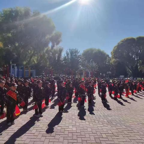 “童心颂祖国，欢乐迎国庆”