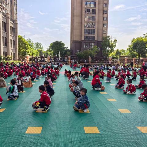 和顺名都幼儿园大班 “伴”日相约，“幼”见成长  家长开放日活动🌱