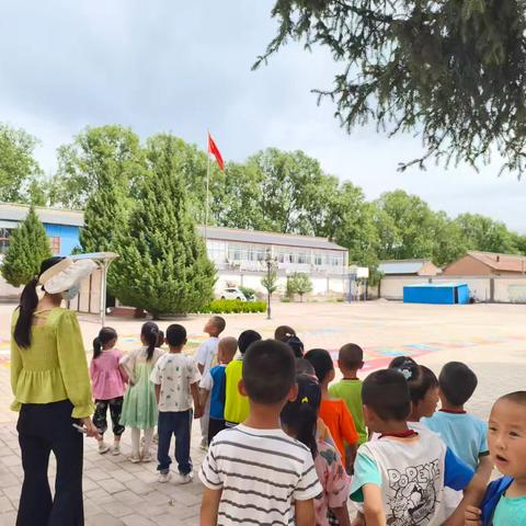 西区小学幼儿园幼小衔接•走进小学活动纪实