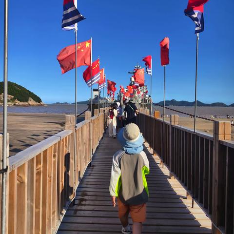 多彩暑假，成长乐章🎵 ——一五班宁家煊的假期实践之旅