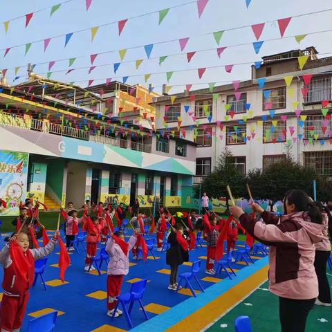 易门县蓝精灵幼儿园《第22届冬季运动会》圆满结束。