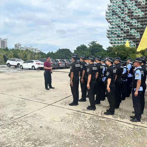 三亚市公安局吉阳分局组织开展应急处突拉练暨第六期警务战术技能集中培训
