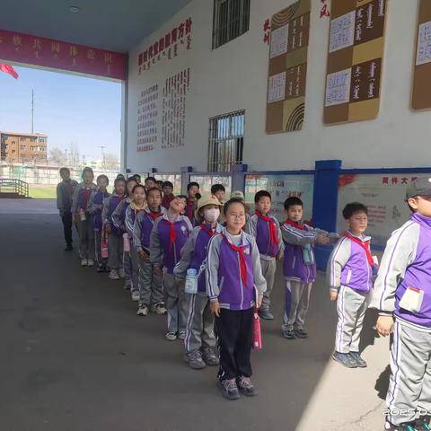 巴彦淖尔市第三小学4.1班【学习非遗，研究非遗、低碳生活】主题实践活动