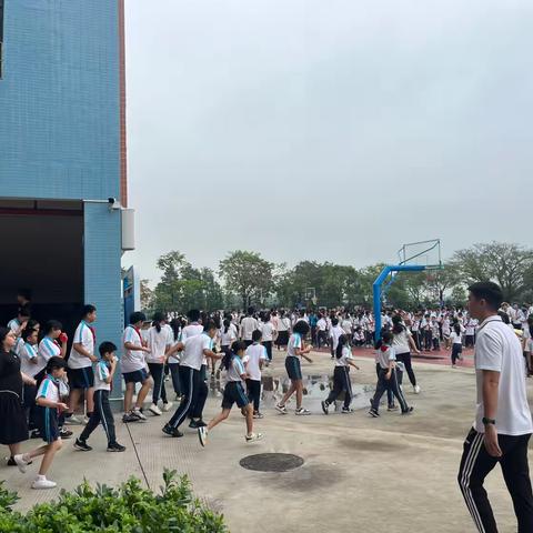 横栏镇第二小学2023学年第二学期6月份防火、防震逃生演练及端午节节前安全教育活动