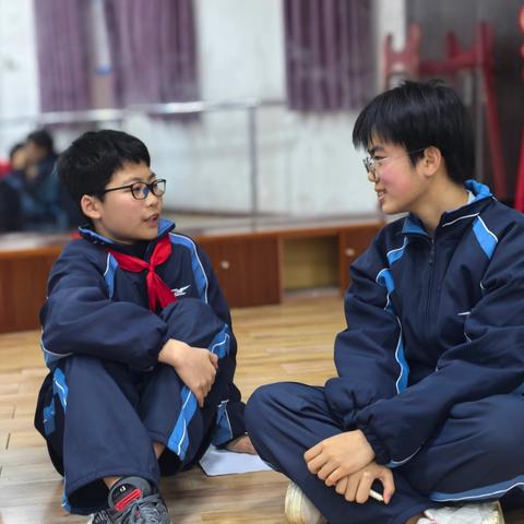 成长接力，未来同行 —一小初衔接主题班会 （怀雅X1905—C2309）