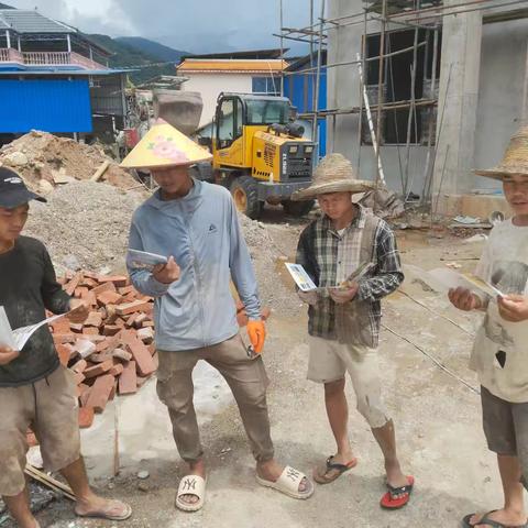 西部区域-临沧公司-孟定市场深入村寨开展品牌推广活动