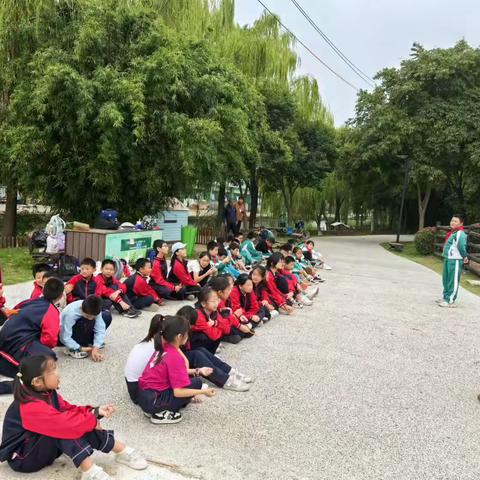 探劳动之美  研实践之乐——卸甲小学赴珠湖小镇综合实践活动