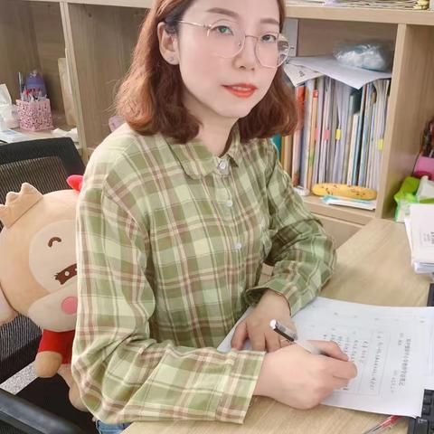 春风“语”化雨  润物细无声——记我们身边的小学语文引路人