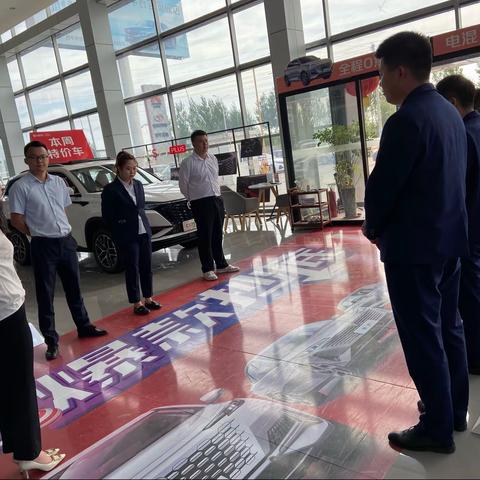 过节来四平华业引力看车，店里早上宣传明亮行动，氛围挺好的，每个人接待态度都特别好。给人的感觉特别亲切