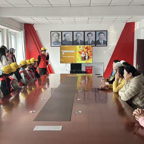 心系桑榆晚   情暖夕阳红 ‍——新景楼社区防跌倒安全行动