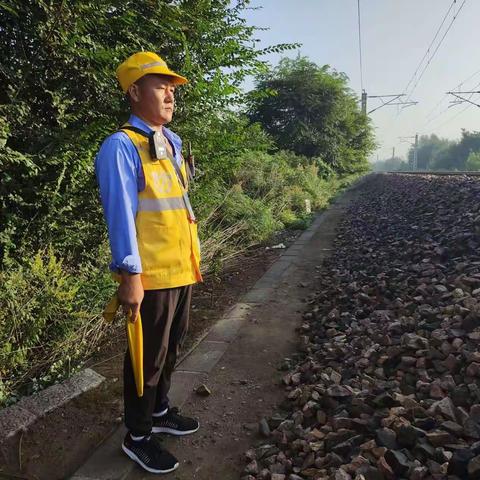 【侯工最美】线路上的数据保障员