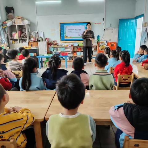 鱼塘学校附属幼儿园 ﻿大二班——清明节染蛋活动