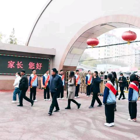 临洮二中高二年级 冬季家长会活动纪实