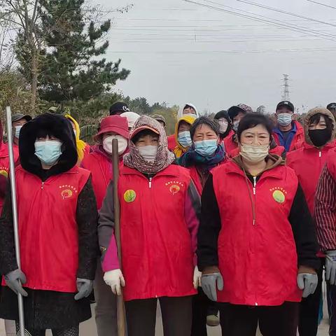 文明祭扫寄哀思 洁净墓园念故人