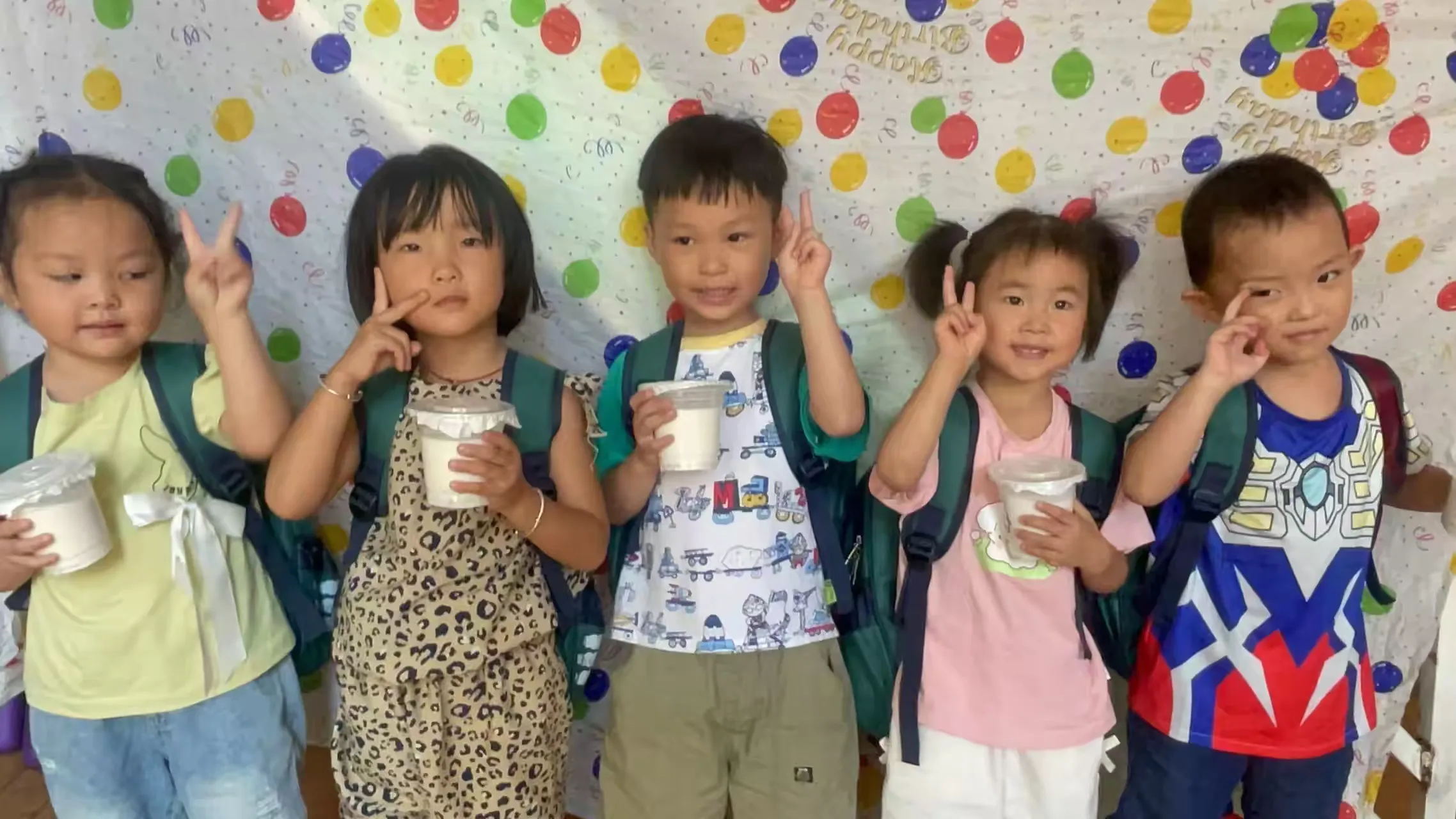 简篇-爱与美好,精彩绽放——仁怀市红珊瑚幼儿园中班美篇