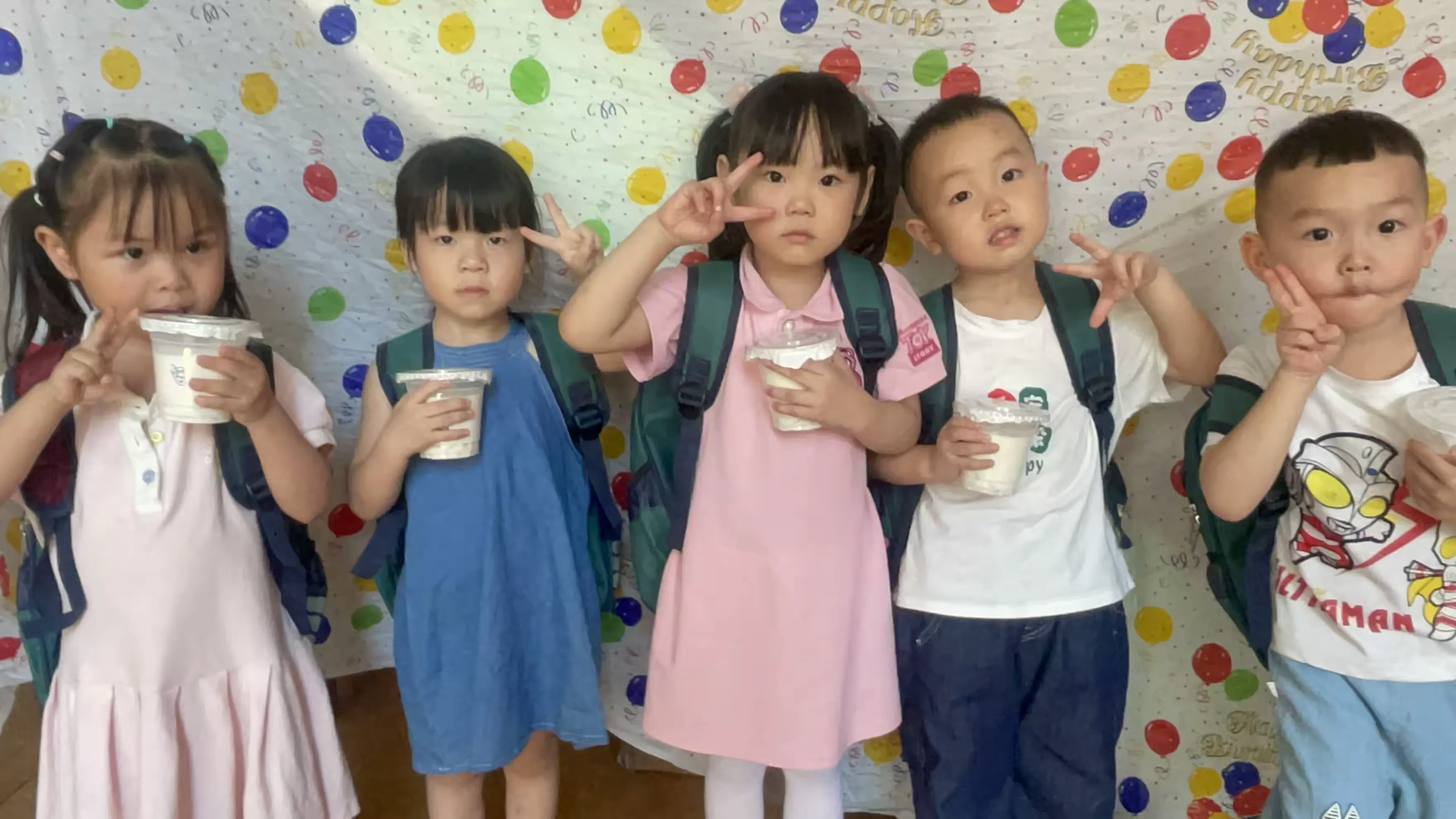 简篇-爱与美好,精彩绽放——仁怀市红珊瑚幼儿园中班美篇