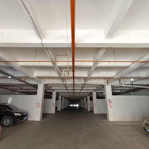 凌波市场开展车库综合整治行动 提升环境安全与秩序