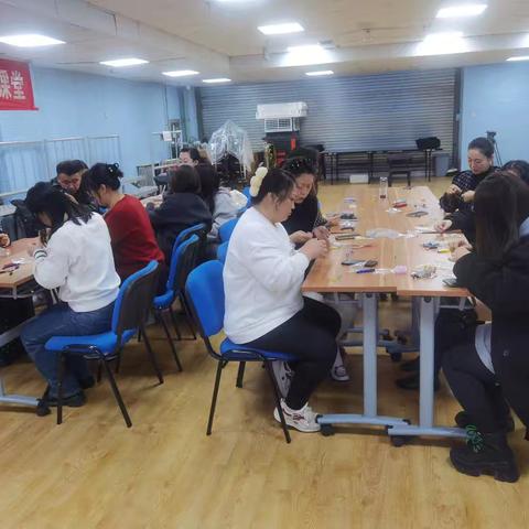 巾帼绽风华 绚丽女神节