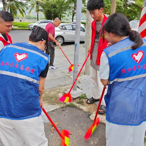 社区青春行动 | 团椰林镇委联合沿河社区开展“六五世界环境日”卫生大扫除志愿服务活动