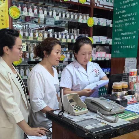 宝塔区医保局督导检查定点药店药品价格