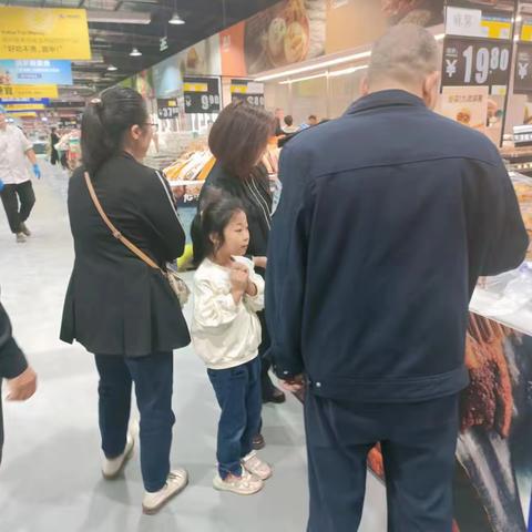 凝心聚力与伟大时代同行