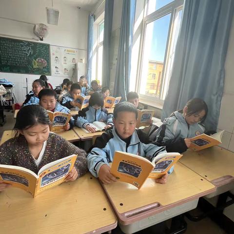 书香致远，墨韵悠长——桥东里小学四年级寒假语文实践活动