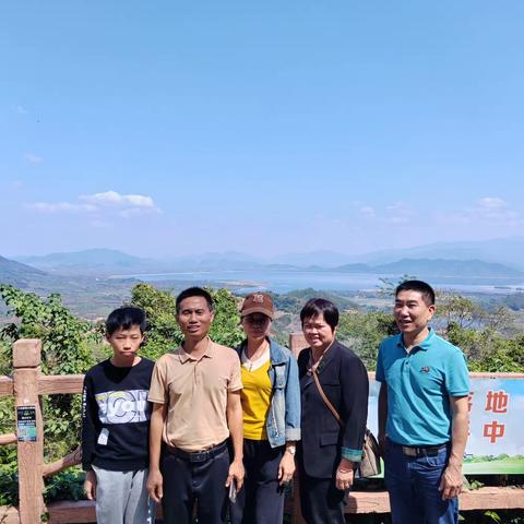 2024.2.13.游大广坝、娜姆河、白查村（原始毛草屋）