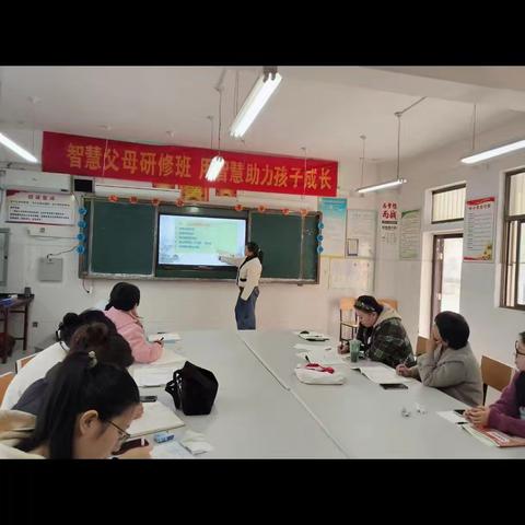 历史组教研活动纪实：深耕教学研讨，共促专业成长