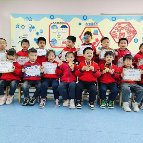 生活明朗，万物可爱 大通区幼教集团-余巷幼儿园 大班11月份总结