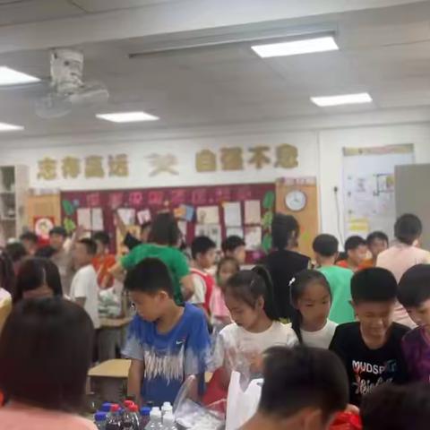 【班队之窗】魅力博饼在我班一一晋江市实验小学五（8）中队庆中秋主题活动